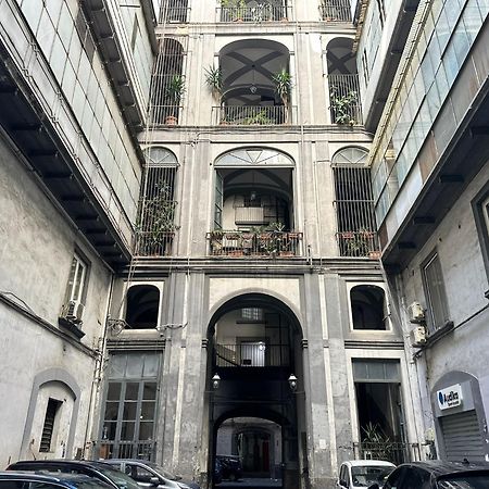 Maison Toledo Suites نابولي المظهر الخارجي الصورة